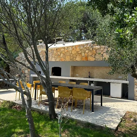 Apartment Laura Mali Losinj