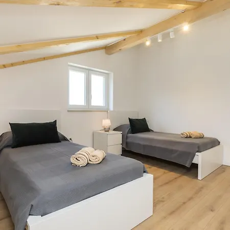Laura Apartmán