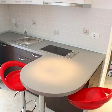 Apartman Laura *